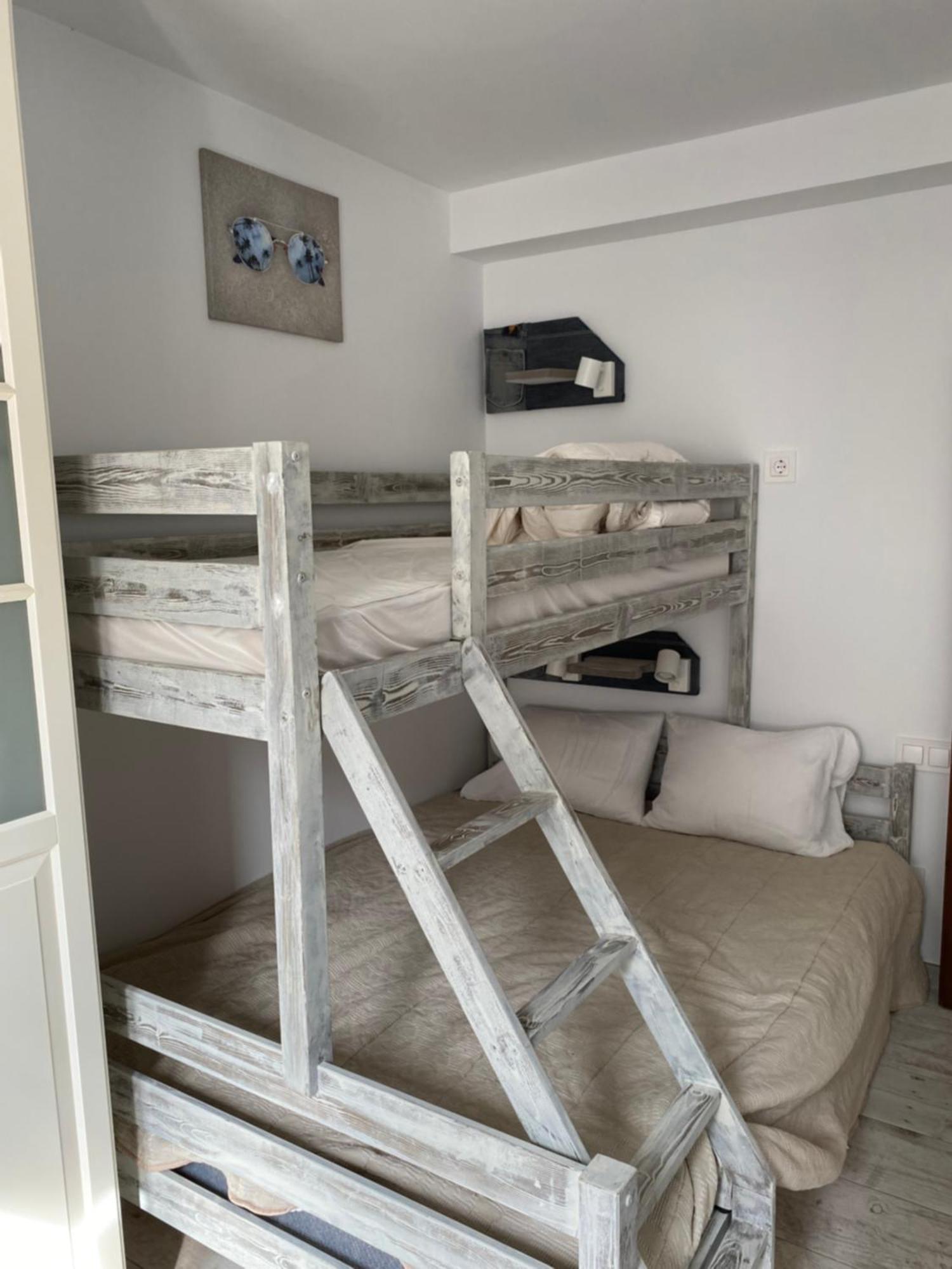 B&B Premium Premia De Dalt Luaran gambar