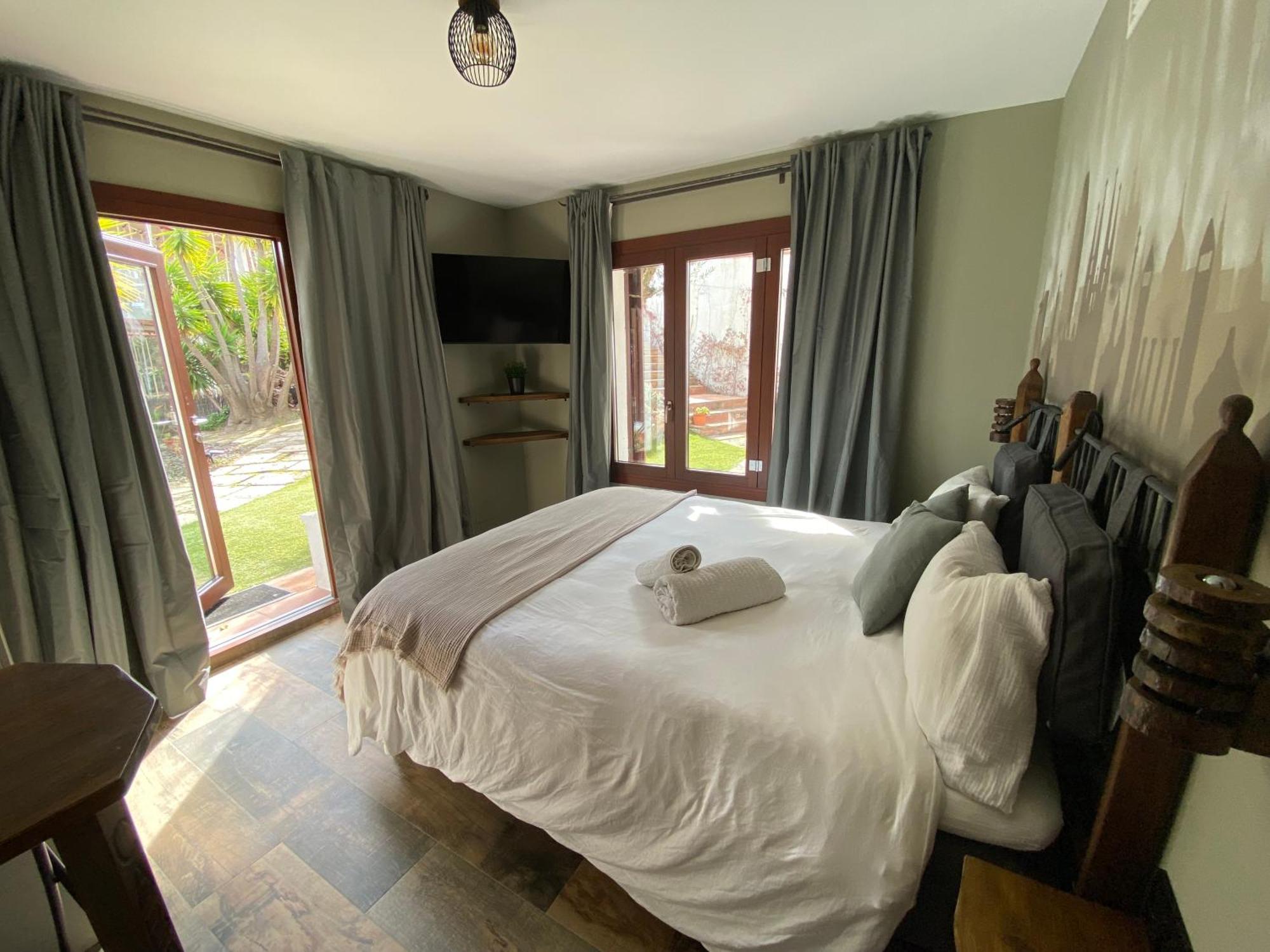B&B Premium Premia De Dalt Luaran gambar